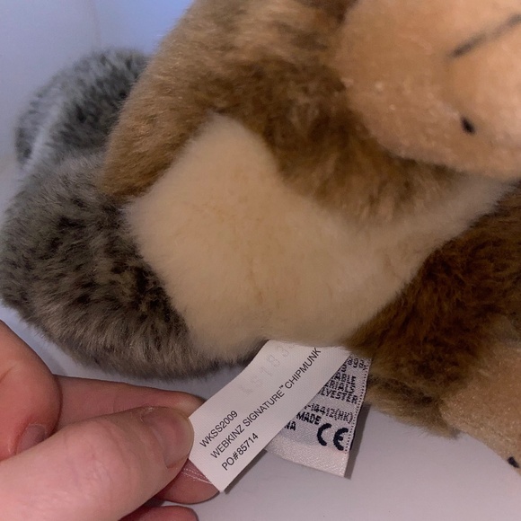 Webkinz Signature Series Chipmunk WKSS2009 - Picture 3 of 12